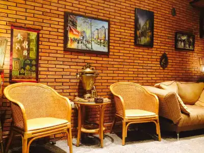 British House - 32