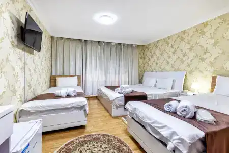 Bed & Breakfast Capital - 75