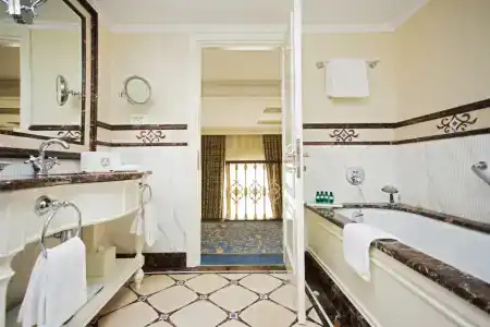 The State Hermitage Museum Official - 76