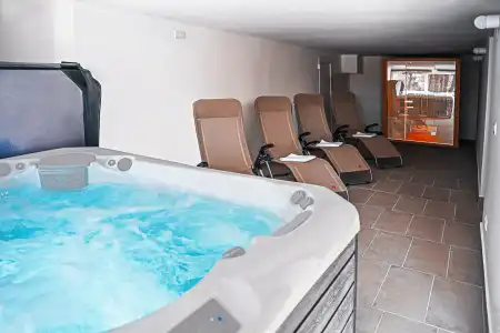 Villa Oliver Hévíz Apartments - 10