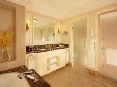 Fairmont Grand Kyiv - 32