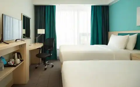 Hampton by Hilton Strogino - 12