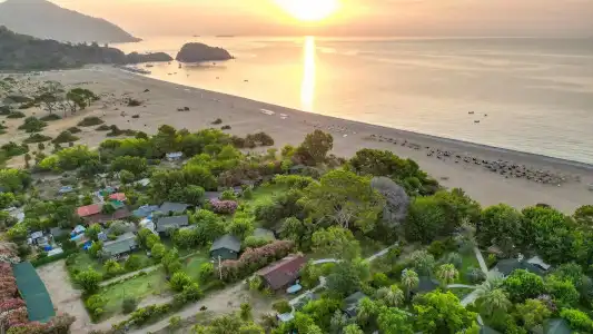 ETENNA BEACH BUNGALOWS - 26