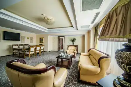 Hotel - 52