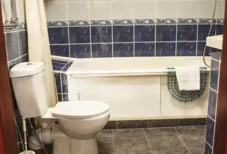 Gloria Business - 121