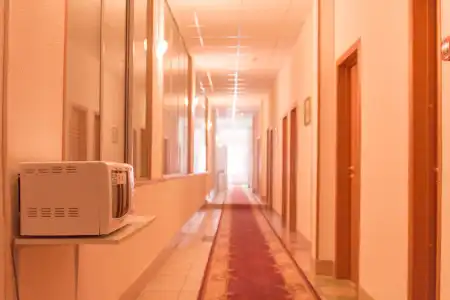 Andron-Otel - 25