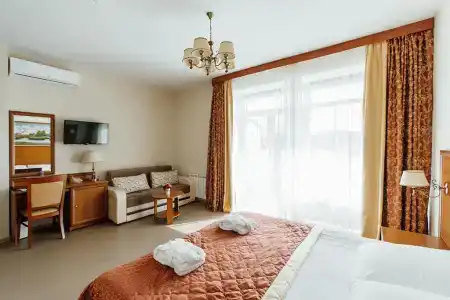 Gostinechniy Kompleks Lyubim - 64