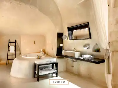 Sant'Angelo, Matera - Small Luxurys - 73