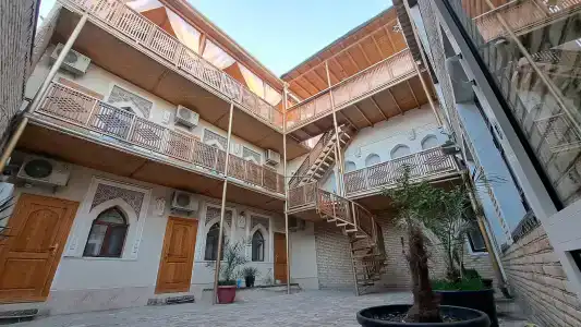 Naqshband Craft Center & Boutique - 1