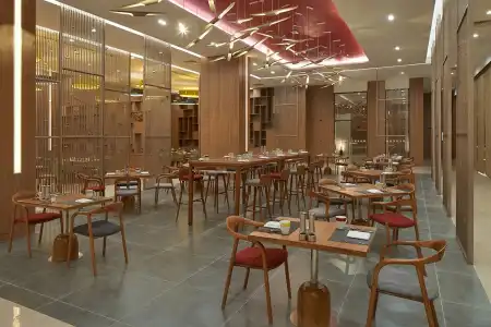 Holiday Inn & Suites SAIGON AIRPORT by IHG - 12