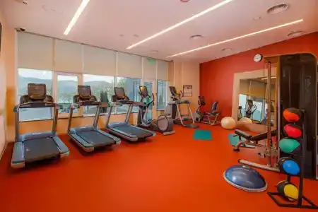 Hilton Garden Inn Novorossiysk - 11