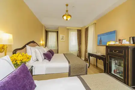 Meroddi Pera Flats - 1