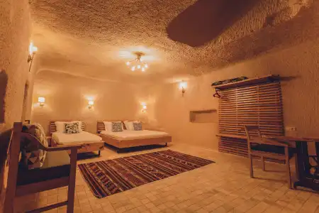 Pinhan Cave Suites - 10
