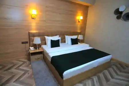 Central Palace Halal - 40