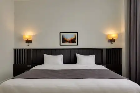 Pine Astoria - 44