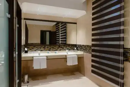 Holiday Inn Aktau, IHG - 6