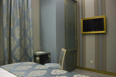 Neapol Boutique - 125