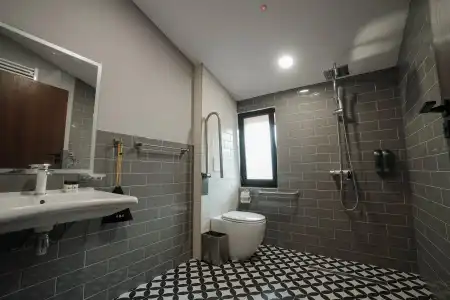Kviria Boutique-hotel - 34