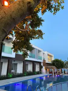 Zest Exclusive and Spa Resort - 14