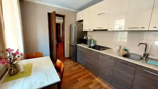 Green Garden Apartments - 19