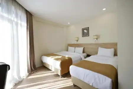 Atrium Boutique - 30