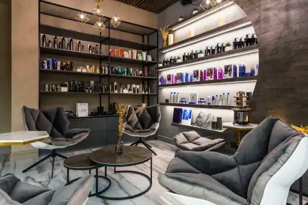HISTORY Boutique & SPA - 19