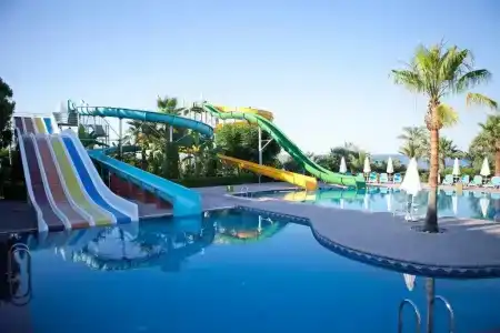 Paloma Oceana - 32