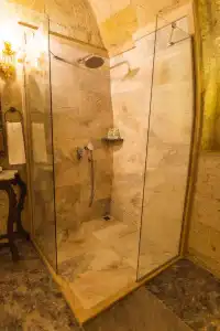 Solo Cave Suites - 67