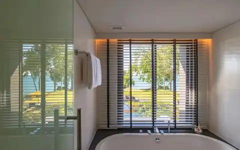 The ShellSea Krabi I Luxury Beach Front Resort & Pool Villas - 7