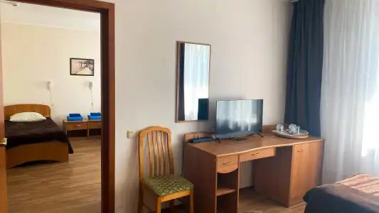 Konakovo, otel' - 100