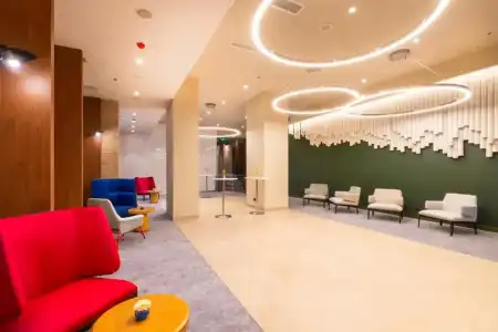 Holiday Inn - Republic Square, an IHG - 9