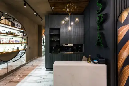 HISTORY Boutique & SPA - 23