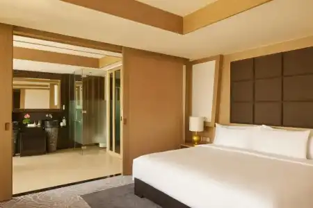 Banyan Tree Bangkok - 21