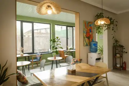 People Nest Hostel - 11