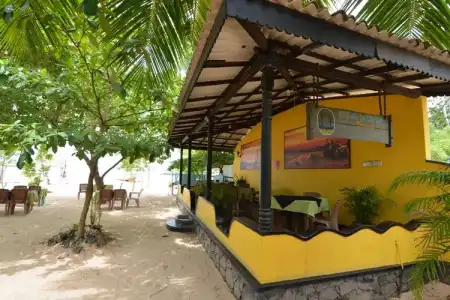 Sea View Beach Resort - 3