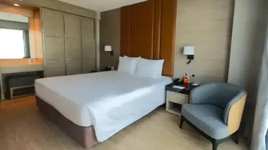 Ramada Sukhumvit Soi Eleven - 26