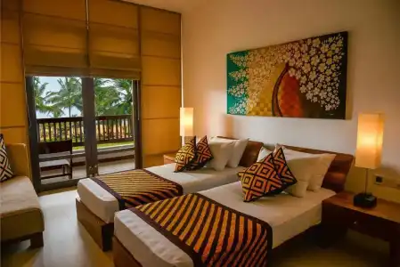 Goldi Sands - 39