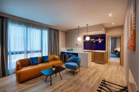 La Quinta by Wyndham Dubai Jumeirah - 50