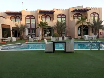 Corniche Palace - 5