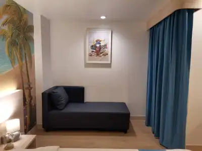 Flipper House - 35