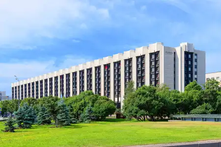 Park Inn by Radisson Pulkovskaya & Conference Centre St Petersburg - 2