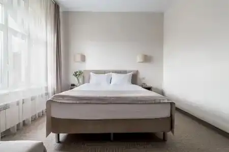 Stariy Dvorik on Orlovskaya - 55