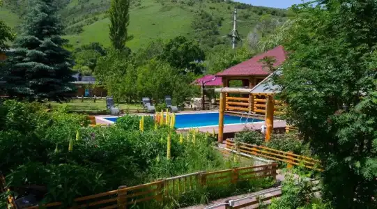 Talgarskaya Skazka Guest House - 66
