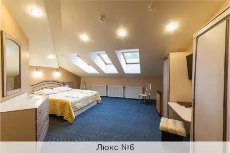 Viktoriya - 85