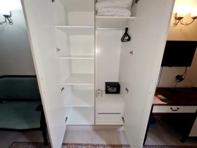 Sofia Boutique 9 - 175