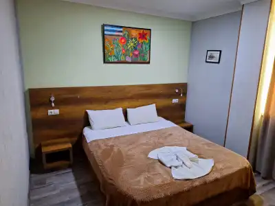 Georgian - 18
