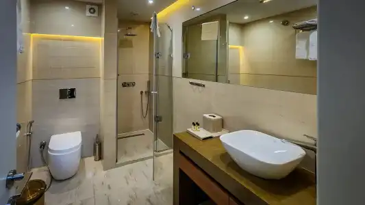 Golden Palace & Pool - 73