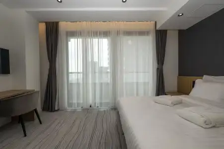 The Grandeur - 91