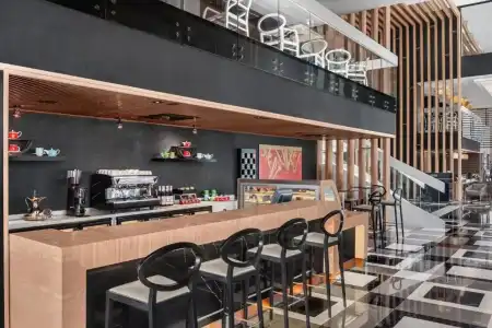 Four Points by Sheraton Doha - 4