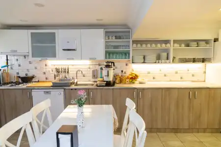 Galley Mini-hotel - 10